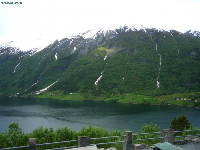 --Sodnefjord bei Fjörland, Norwegen - ������� (����������)