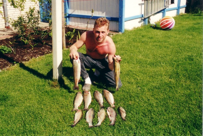 --,,,����,,, - ������� (����������)