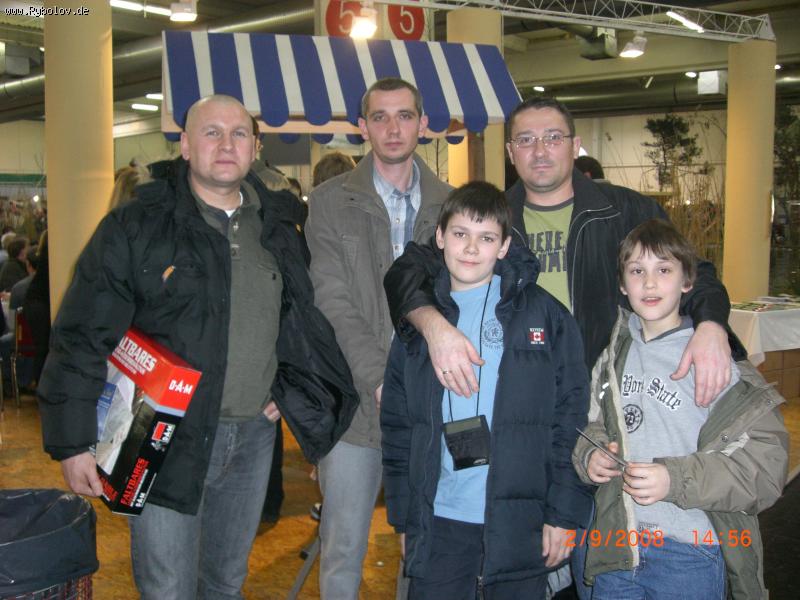 --, fisch messe -  ()