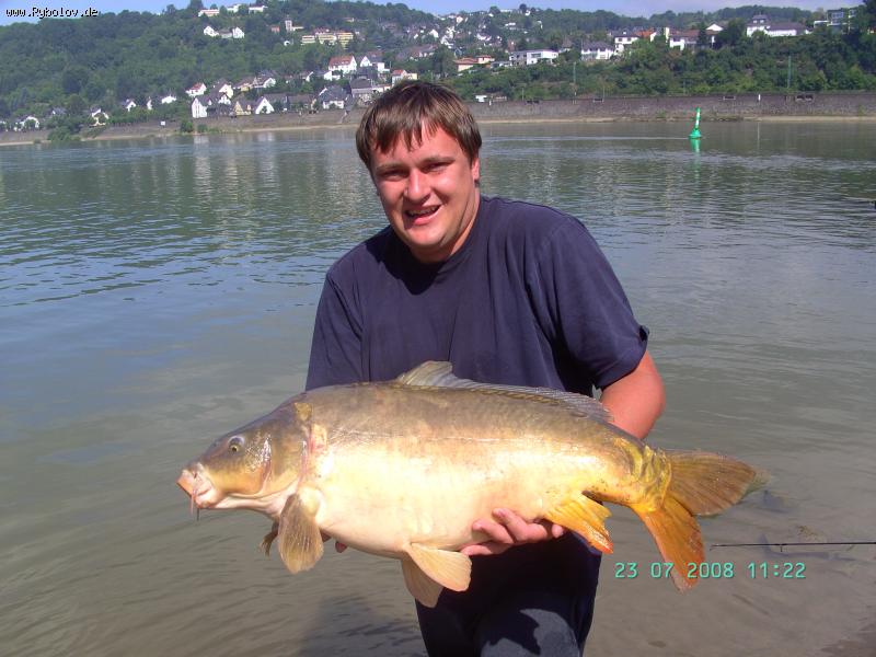 --    ,       ,  15 ,100 ,  14,200.     . -  ()