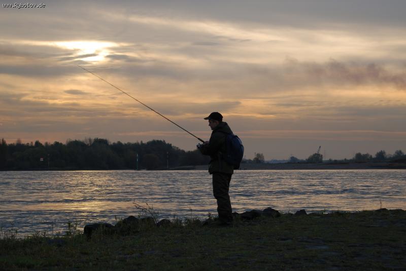 --Со спиннингом за судаком. - рыбалка (фотоальбом)