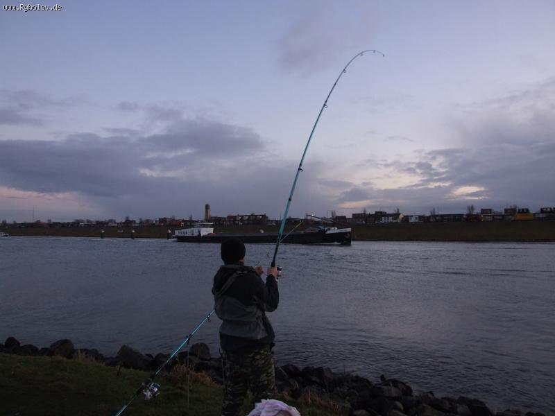 --Soprotewljaetsja - ������� (����������)