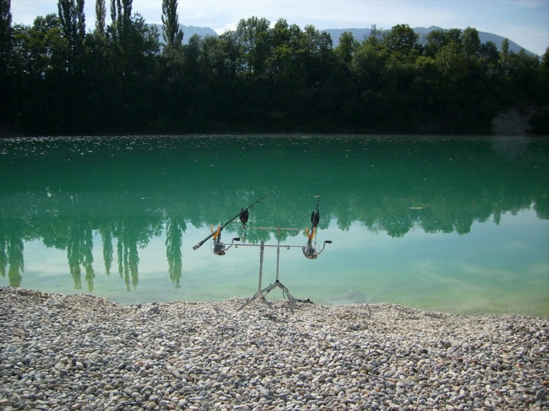 --Ausschneidersee-Awstrija. -  ()