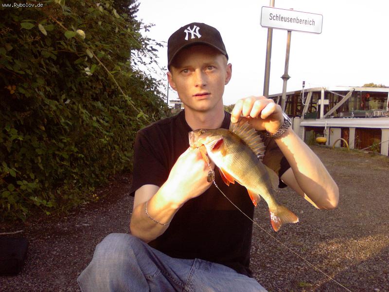 --! Kanal -  ()