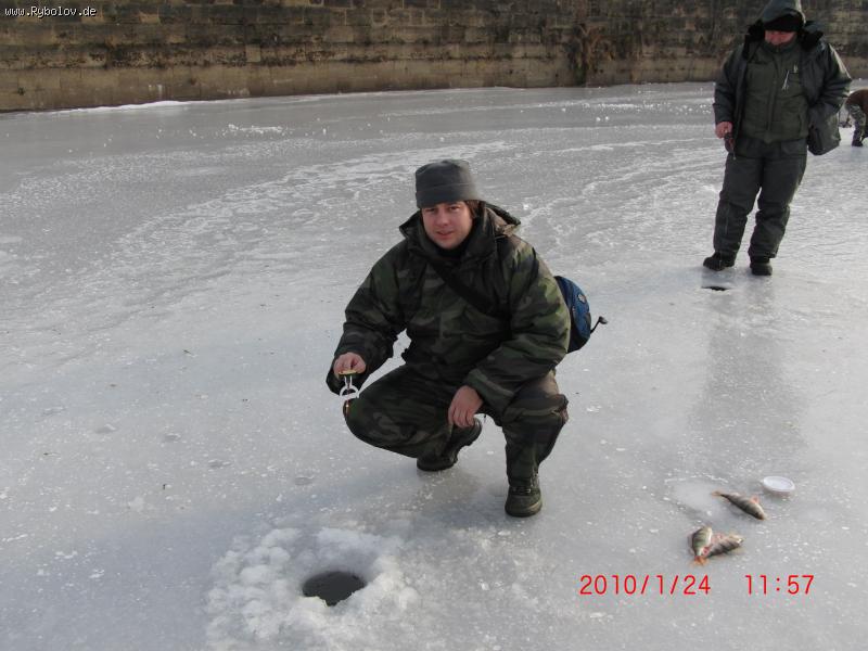--Наконец-то на льду!!! - рыбалка (фотоальбом)