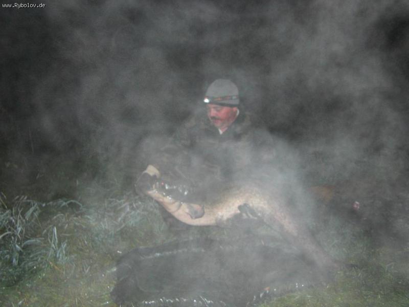 --он же только фотка в тумане, прикольно - рыбалка (фотоальбом)